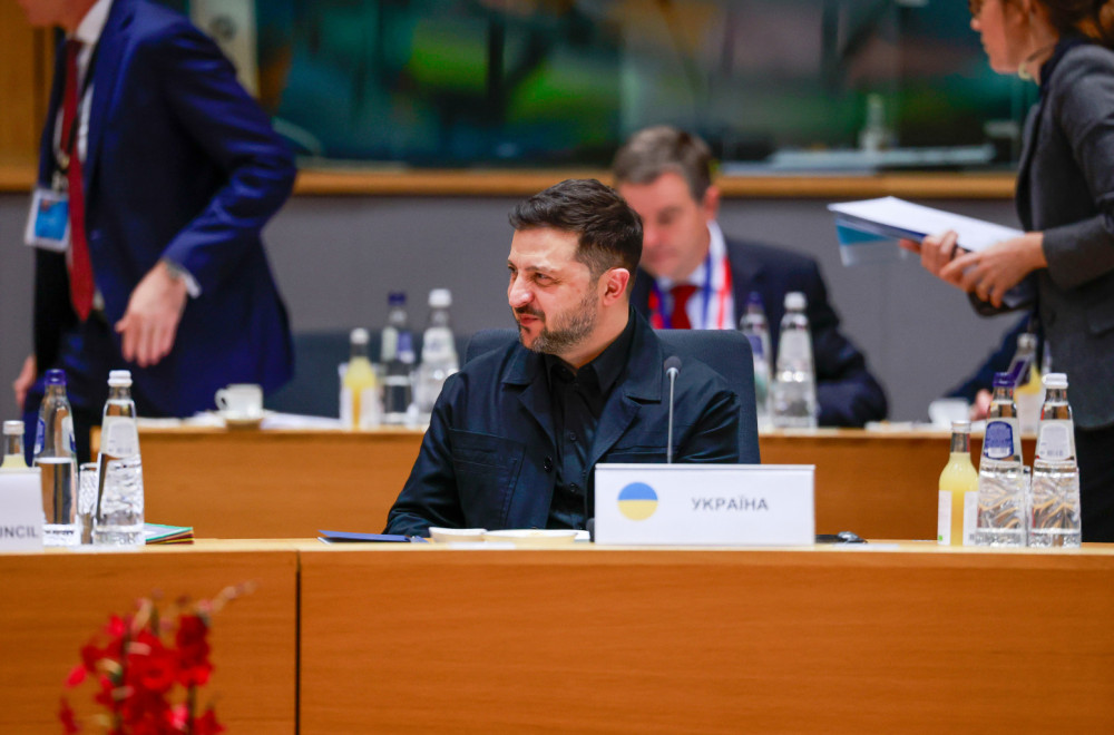 Zelenski: Odbijamo; Tim je već na putu FOTO