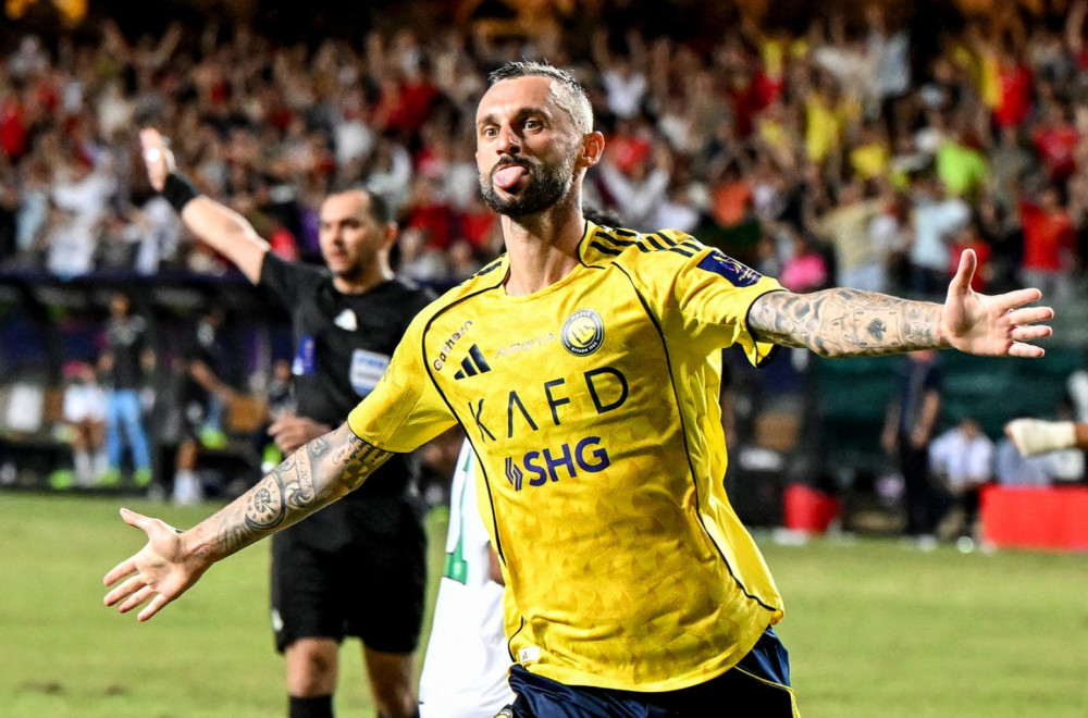 Hrvat uživa kao fudbaler u Saudijskoj Arabiji: Video-igrice, cigare i milioni € VIDEO