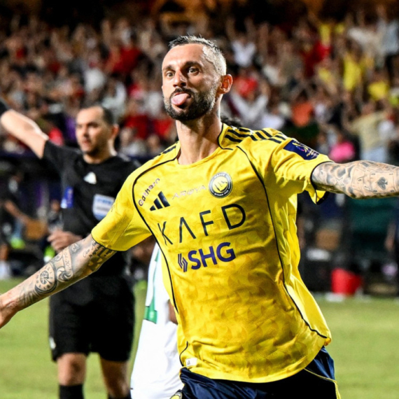 Hrvat uživa kao fudbaler u Saudijskoj Arabiji: Video-igrice, cigare i milioni VIDEO