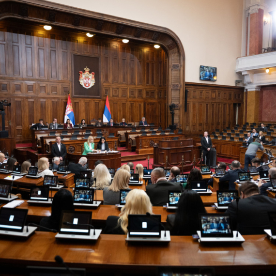 Završena sednica: Izabrano pet sudija Ustavnog suda; Jovanov: Naučena pesmica nije prošla test u Briselu