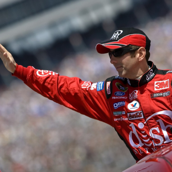 Detalji pada aviona: Među poginulima slavni vozač i njegova porodica FOTO/VIDEO