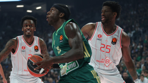 PAO dobio ludi meč u Atini – žilavi Hapoel nije izdržao poslednji udar VIDEO