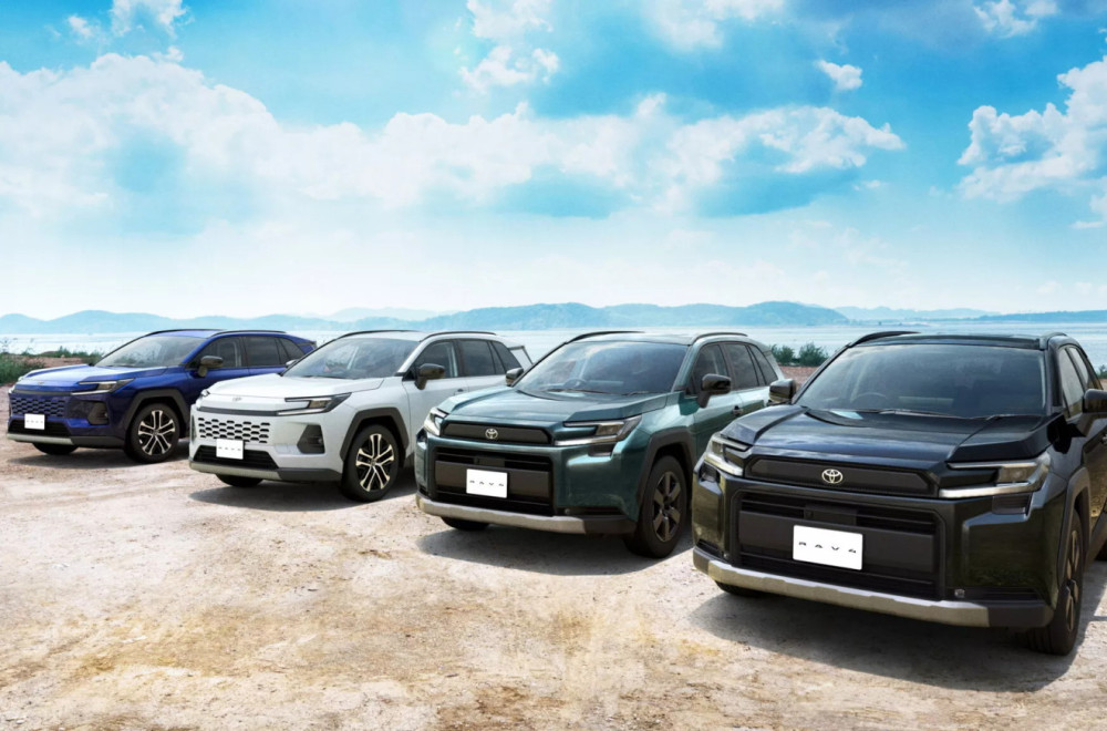 Toyota RAV4 u Japanu košta 25.000 evra – šta sve dobijate za taj novac? FOTO