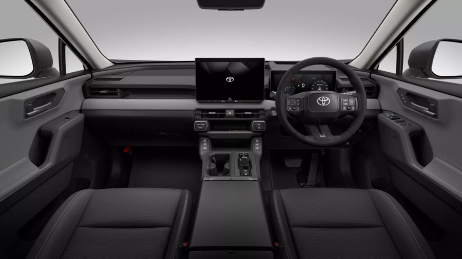 Toyota RAV4 u Japanu košta 25.000 evra – šta sve dobijate za taj novac? FOTO