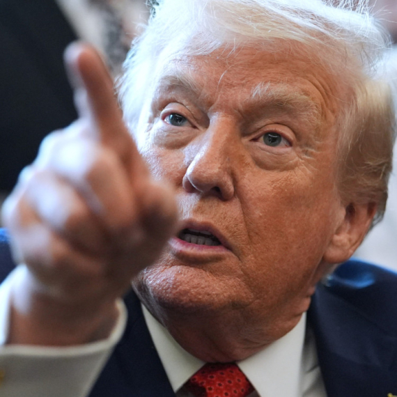 Bela kuća najavljuje šok obraćanje; Tramp večeras saopštava važne vesti