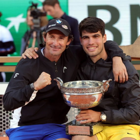 Alkaras smanjio platu i dao rok od 48 sati – novi detalji razlaza