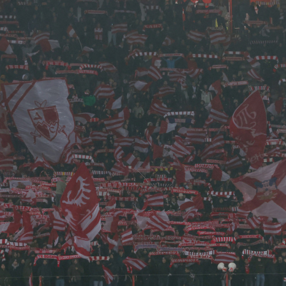 "Delije" pozvale na "Marakanu": "Na sever se ugledaj" VIDEO