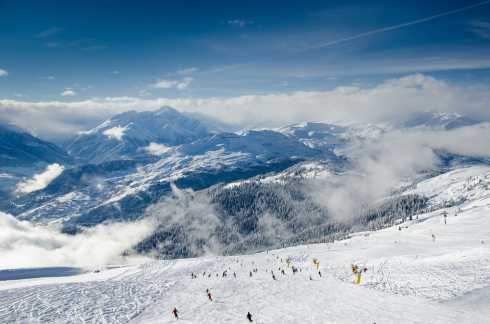 Prvi ekološki ski centar u Švajcarskoj otvara novu eru zimskog turizma i spasava skijanje