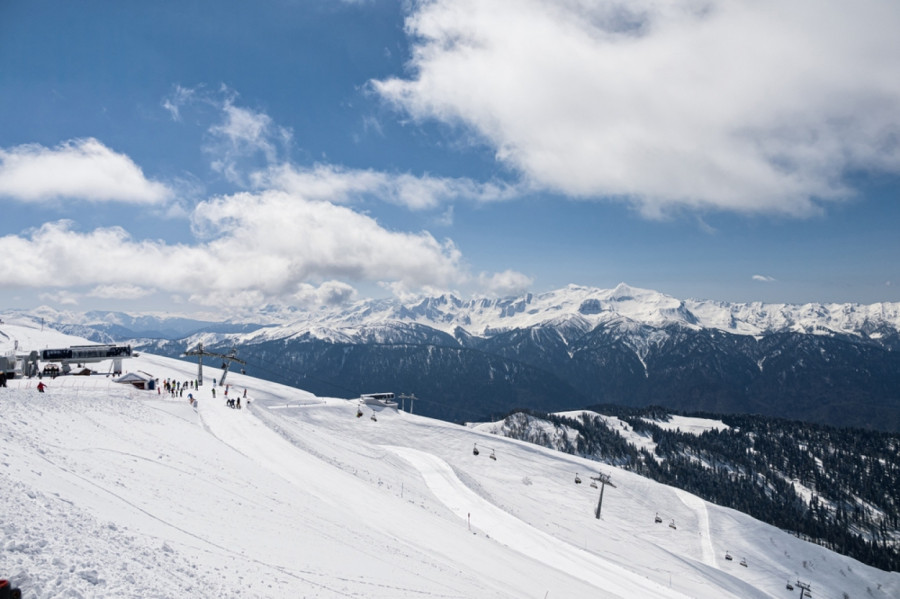 Prvi ekološki ski centar u Švajcarskoj otvara novu eru zimskog turizma i spasava skijanje