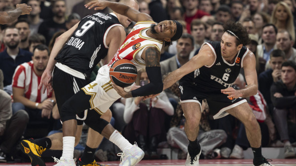 Zvezda preživela žilavi Virtus za 10. pobedu u sezoni!