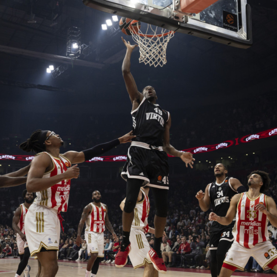 Trojkaško otvaranje Zvezde!