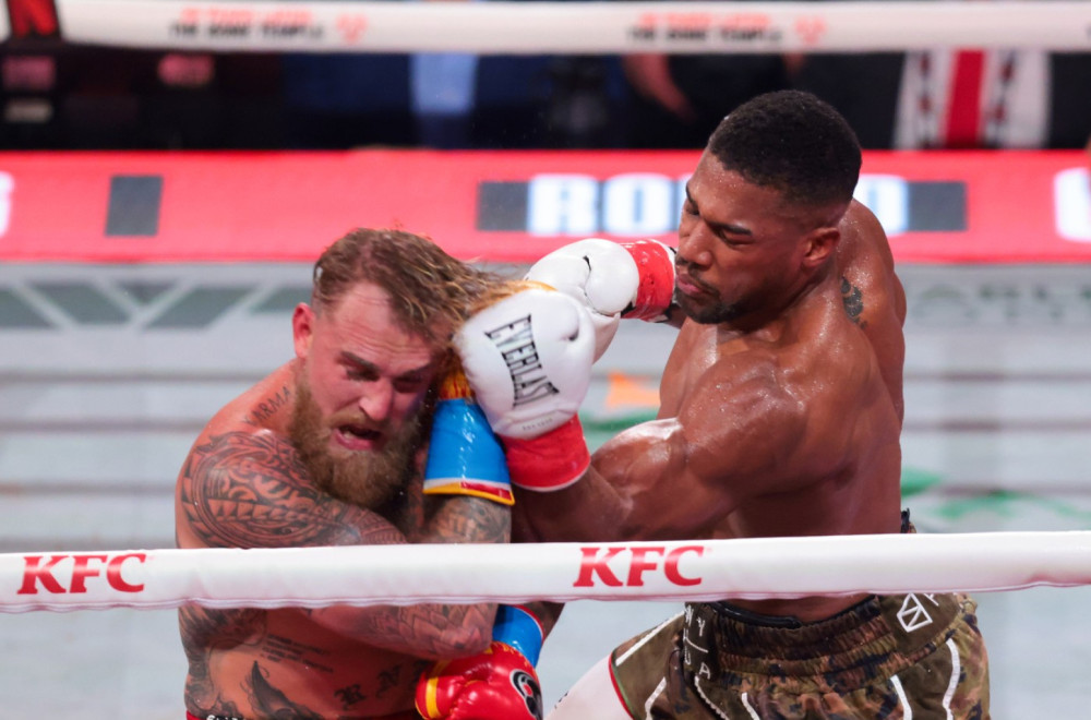 Džošua nokautirao Pola i slomio mu vilicu! VIDEO