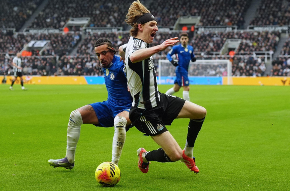 Da li je moguće da ovo nije penal? VIDEO