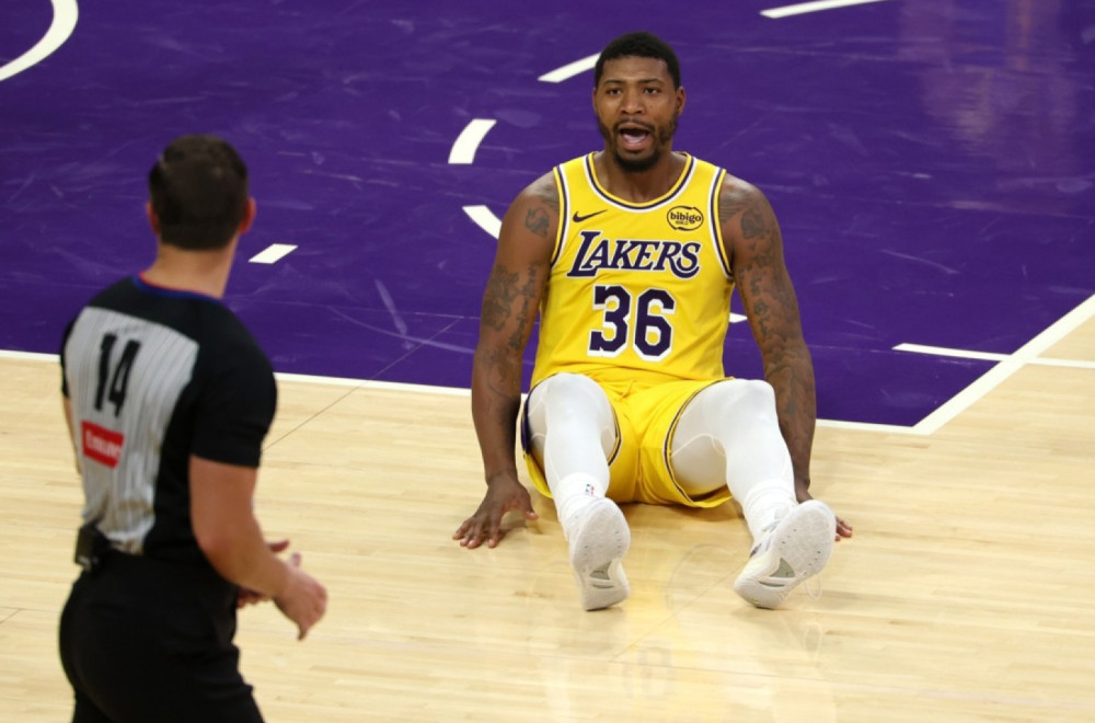 Lejkersi kaznili Smarta