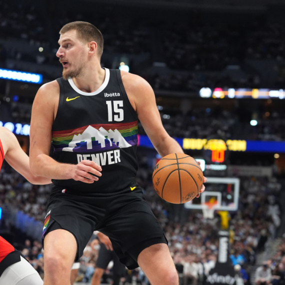 Šepard je noćna mora Denvera – Jokić na klupi, Nagetsi razbijeni