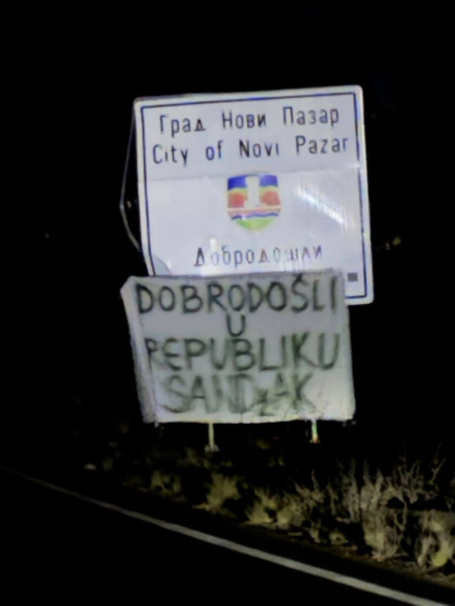 Skandalozni natpisi u Novom Pazaru: Blokaderi bi da cepaju Srbiju, hoće republiku Sandžak FOTO