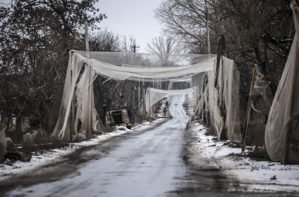 Rusi upali; Naređena hitna evakuacija; Ukrajinci se predali