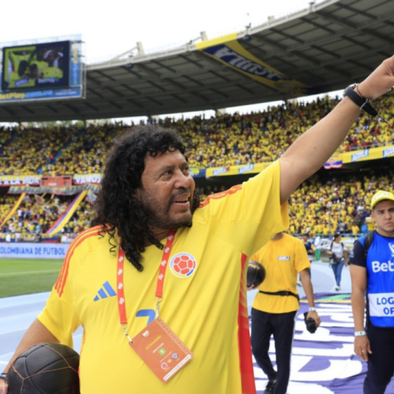 Legendarni golman posle 30 godina ponovio "škorpion" VIDEO