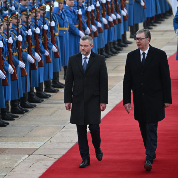 Predsednik Slovačke Pelegrini u poseti Srbiji; Vučić mu priredio svečani doček VIDEO