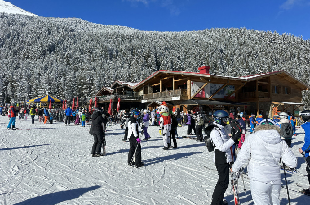 Ručak za dvoje 15 evra: Ovo skijalište nalazi se na samo pet sati vožnje od Beograda FOTO