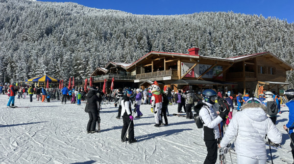 Ručak za dvoje 15 evra: Ovo skijalište nalazi se na samo pet sati vožnje od Beograda FOTO