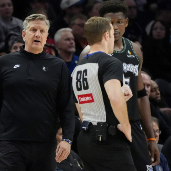 NBA liga kaznila trenera Minesote