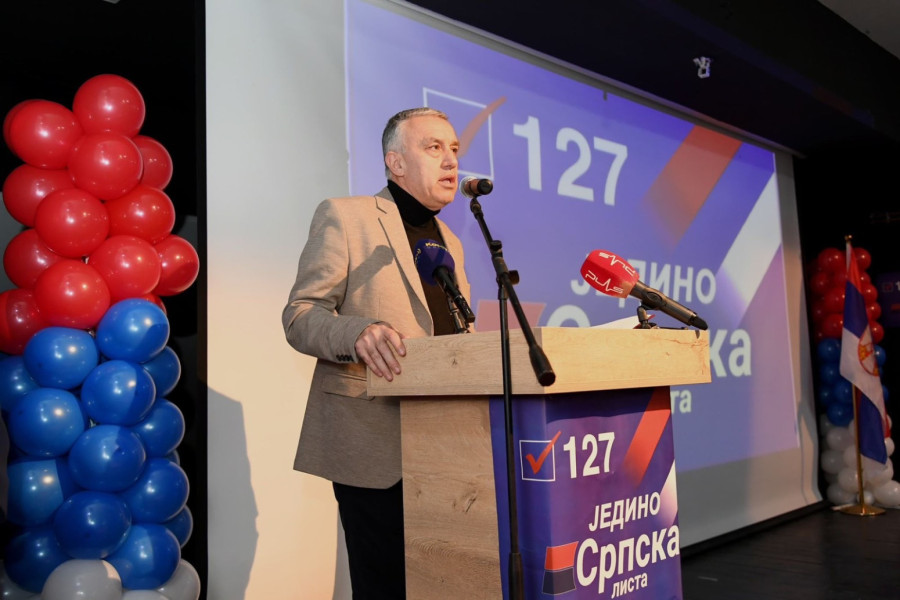 Srpska lista održala predizborni skup u Ranilugu: Svako ko ne izađe na izbore glasa za Kurtija FOTO