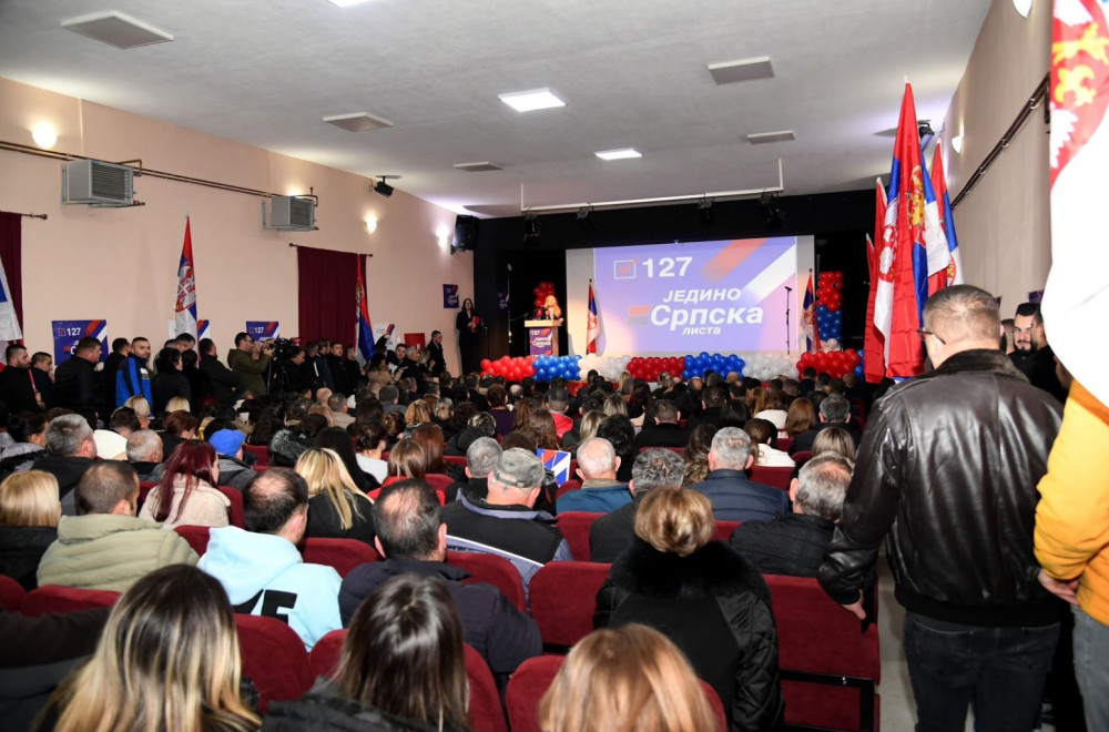 Srpska lista održala predizborni skup u Ranilugu: Svako ko ne izađe na izbore glasa za Kurtija FOTO