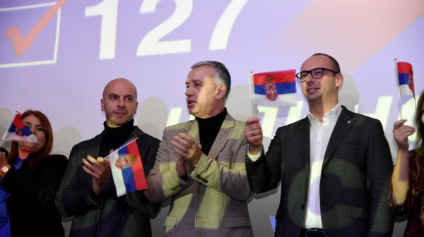 Vučić: Pozivam ljude da glasaju za Srpsku listu; Verujem u snagu srpskog jedinstva