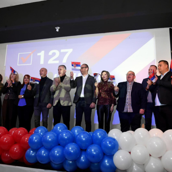 Srpska lista održala miting u Ranilugu: Samo su jedistvo i sloga garant ostanka Srba na Kosovu FOTO