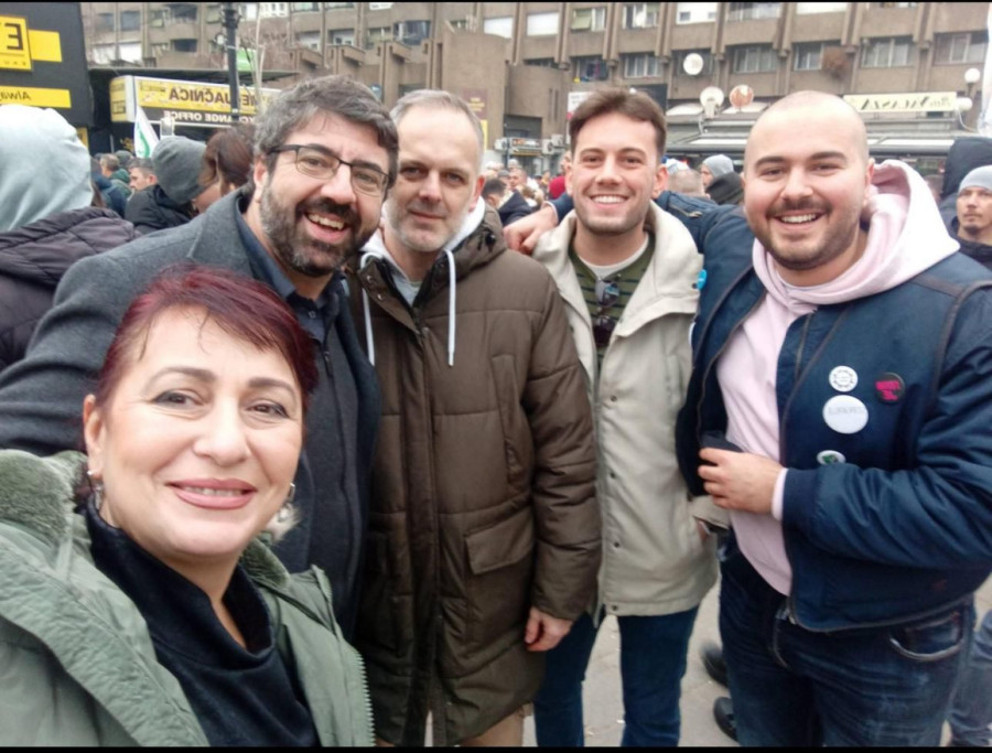 Zato se išlo u Novi Pazar: Zeleno-levi front na protestu zajedno sa odbornicima SDA FOTO