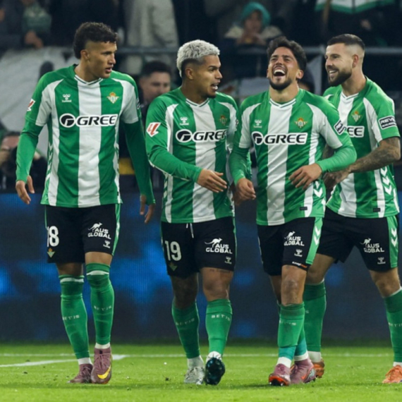 Žurka u Sevilji – "poker" Betisa VIDEO