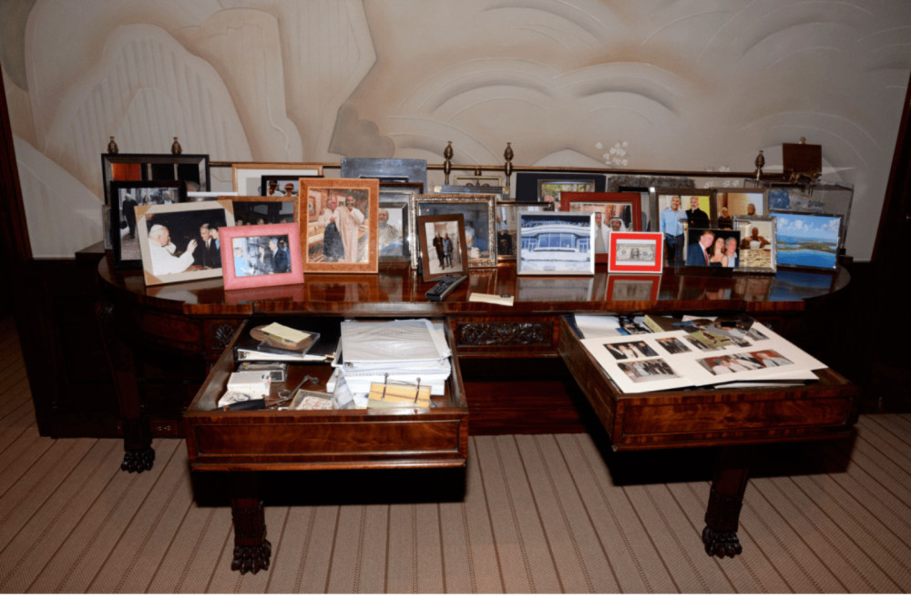 FBI pronašao više od milion novih Epstajnovih dokumenata: Uskoro će biti objavljeni FOTO