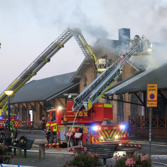 Gori u Stokholmu: Više od 40 vatrogasaca na terenu; Zgrada hitno evakuisana