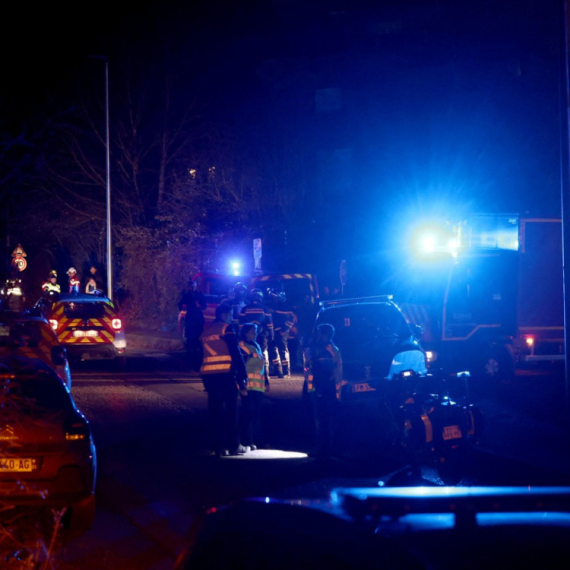 Odjeknula snažna eksplozija u Lionu; Traga se za povređenima