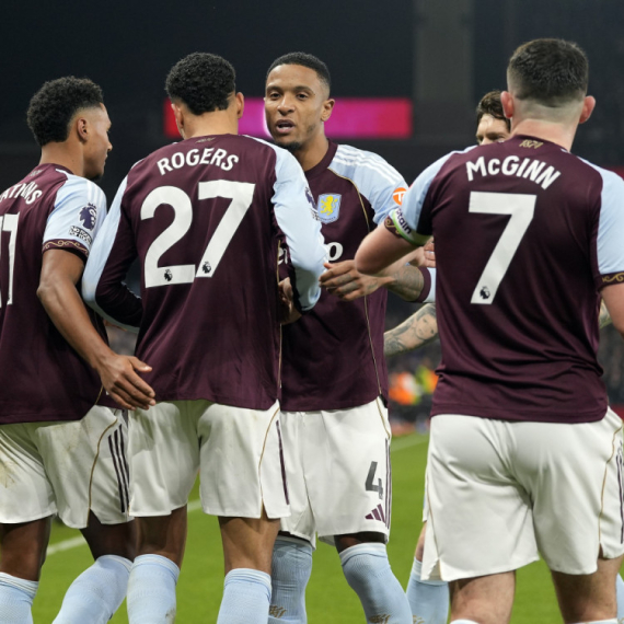 Aston Vila "gazi" sve pred sobom, ali nije kandidat za titulu?