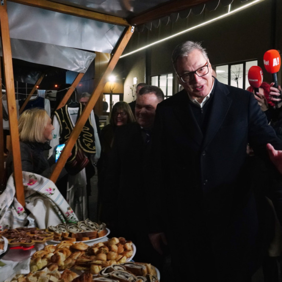 Vučić saopštio sjajne vesti: "Penzioneri će 4. i 5. januara dobiti najveće penzije u istoriji" VIDEO