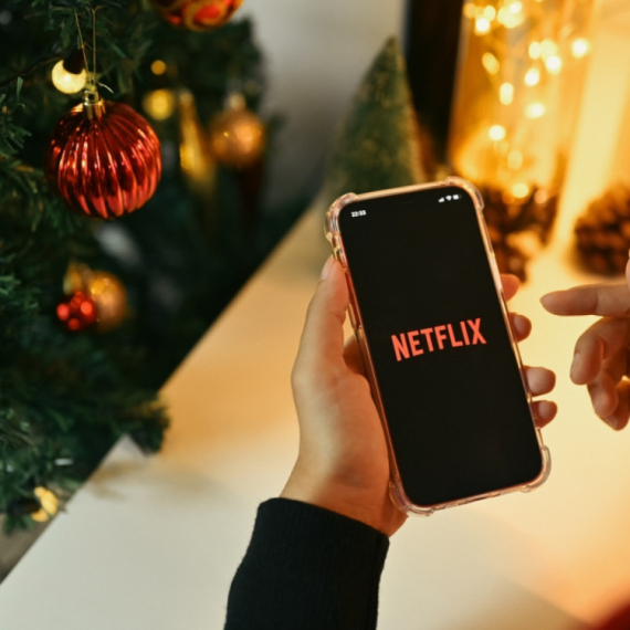 On je novi favorit među novogodišnjim Netflix filmovima VIDEO