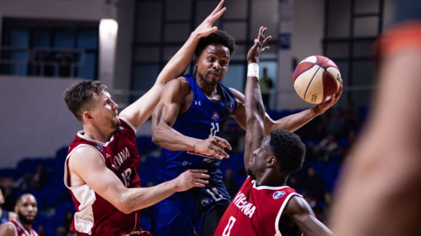 Budućnost bez problema protiv Beča