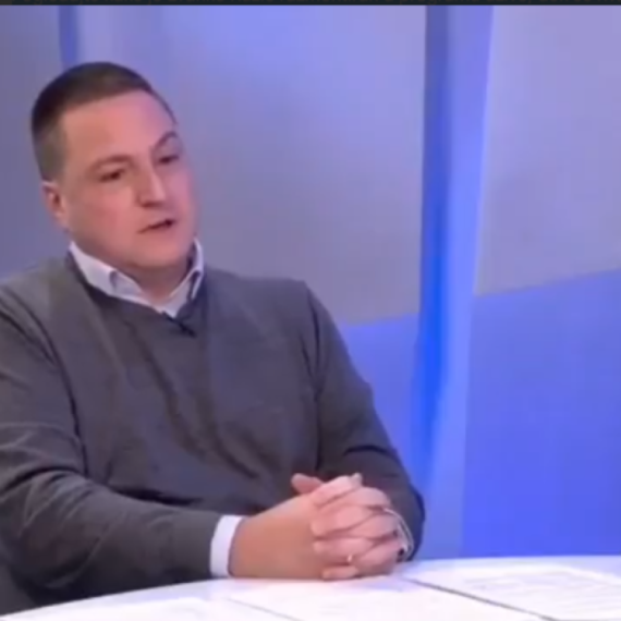 Pogledajte kako je Branko Ružić razmontiran u programu uživo, dok se hvali da je protiv Vučića VIDEO