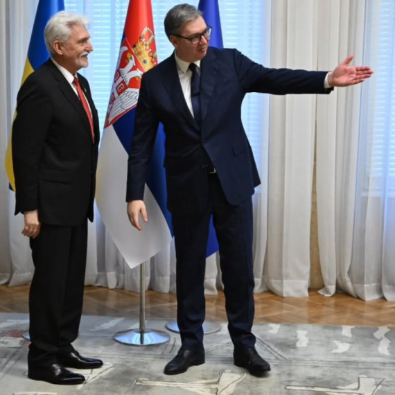 Vučić primio je u oproštajnu posetu ambasadora Ukrajine: Ostajemo posvećeni očuvanju mira i stabilnosti FOTO