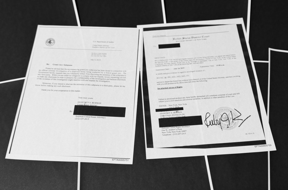 Usred noći objavljeni novi šokantni dokumenti o Epstajnu: "Delili smo ljubav sa mladim devojkama" FOTO