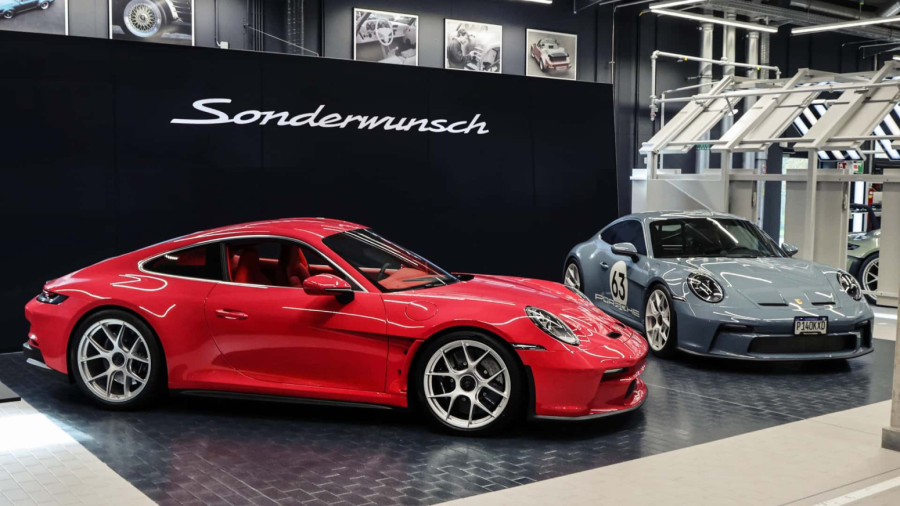 Ups! Dva automobila greškom dobila isti serijski broj, evo kako je Porsche reagovao FOTO