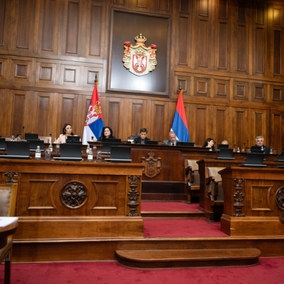 Skupština Srbije nastavila rad: Sednica počela poslaničkim pitanjima FOTO/VIDEO