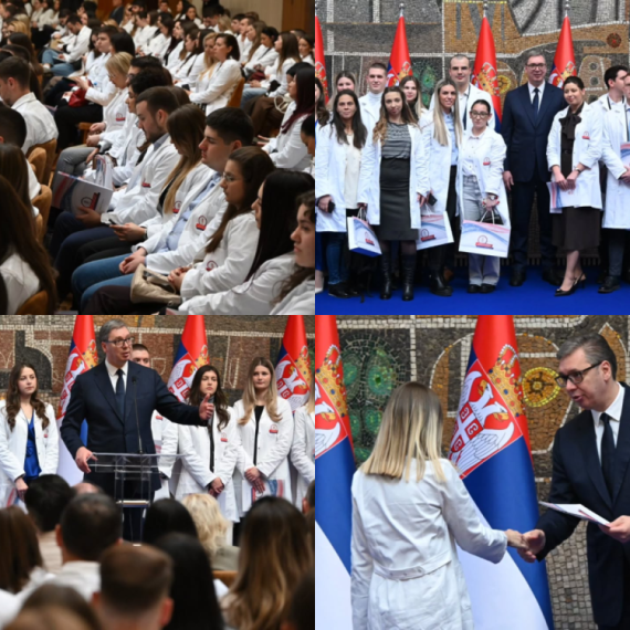 Vučić dodelio ugovore o radu najboljim diplomcima: "Zahvalite državi koja toliko novca ulaže u zdravstvo" FOTO