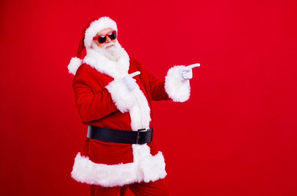 Velika Britanija hoće da menja Deda Mraza: Previše je beo