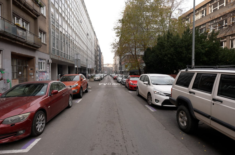 Redefinisane parking zone u centru Beograda:  Omogućen veći broj parkirnih mesta FOTO