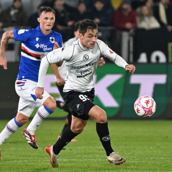 Vlahović opet menja klub?