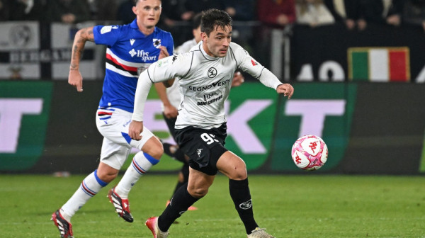 Vlahović opet menja klub?