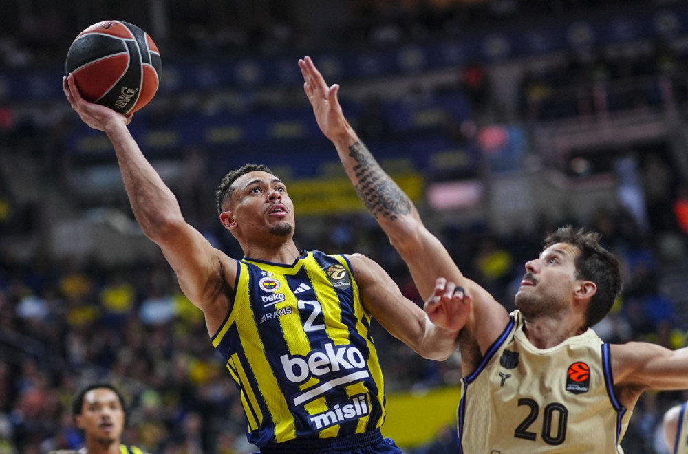 Fener prekinuo seriju Barselone!